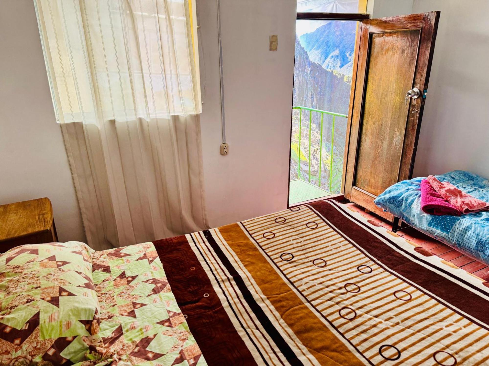 Ukumari Hostel Cuzco Buitenkant foto